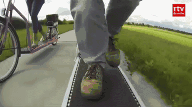 凯发k8娱乐官网版下载装备 懒人运动神器：走路自行车走一步飞10米(图4)
